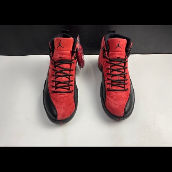 Air Jordan Retro 12 - Picture 2 of 3